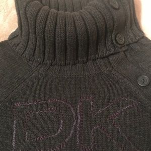 Final Sale! DKNYJEANS Women’s sweater. Fits well size S/P